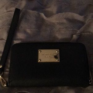 Michael Kors wallet/wristlet